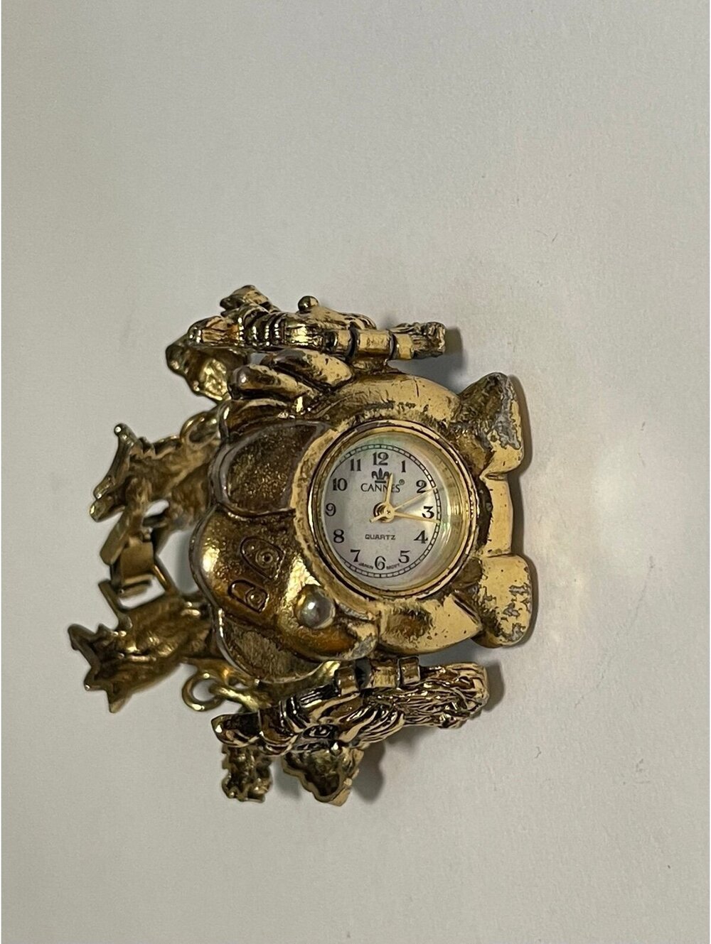 Super Cute Cannes Gold-Tone ‘Pooch’ Watch